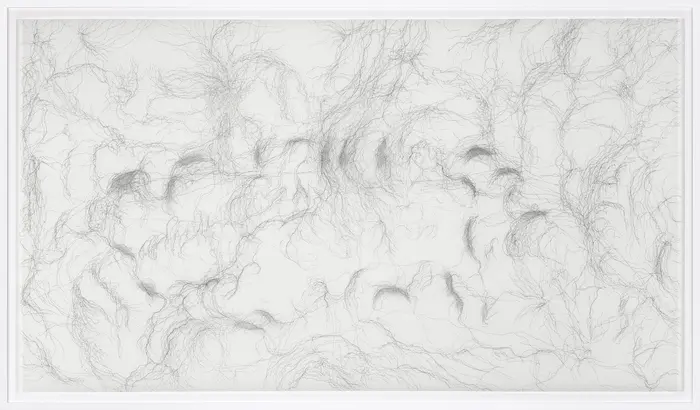 schwarze Punkte auf weißem Papier