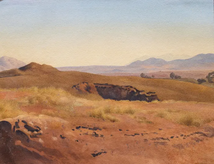 Das Bild einer hügeligen, kargen Landschaft in rot-brauner Farbe.