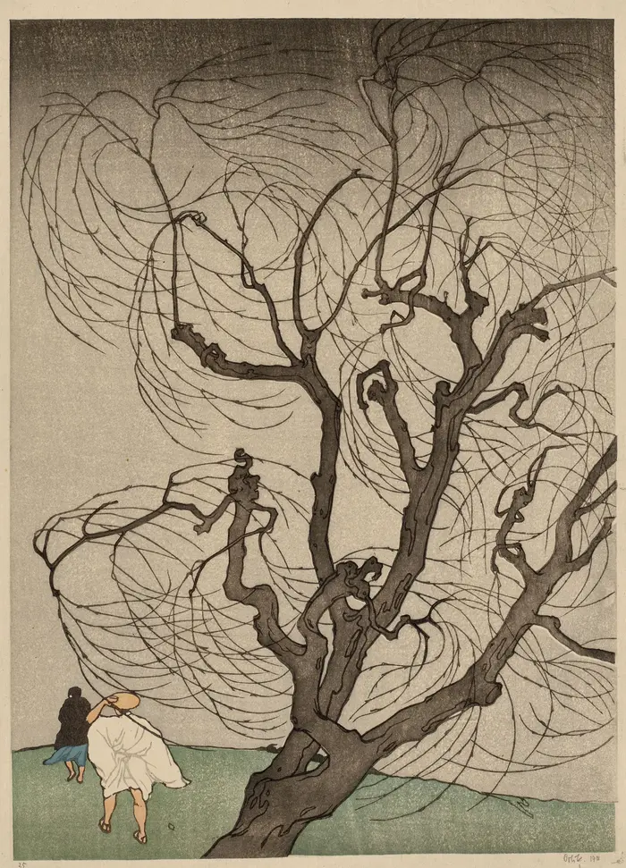 Baum ohne Äste vor grauem Hintergrund, unten links eine Person