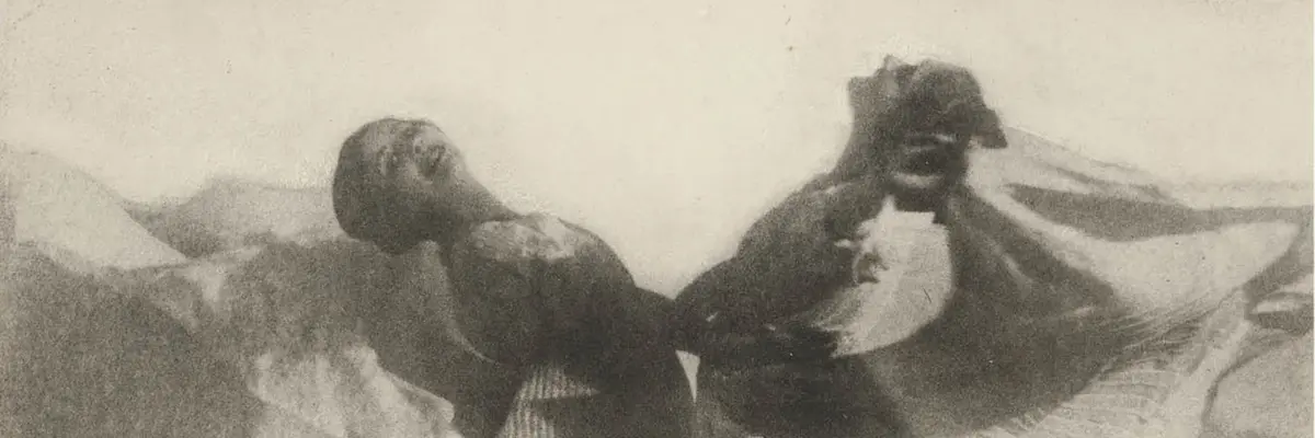 Fotografie von zwei tanzenden Frauen