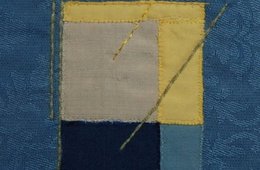 Brigitte Bretschneider, Das Licht, 1993 Gelbe, blaue und graue Formen auf blauem, gewebtem Grund